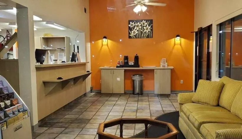 فندق على الطريق Knights Inn Florence