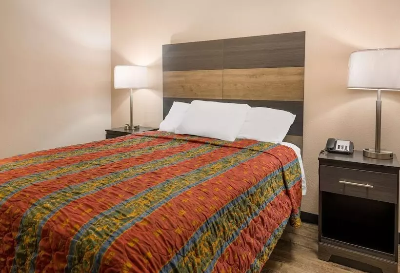 Мотель Knights Inn Grand Rapids