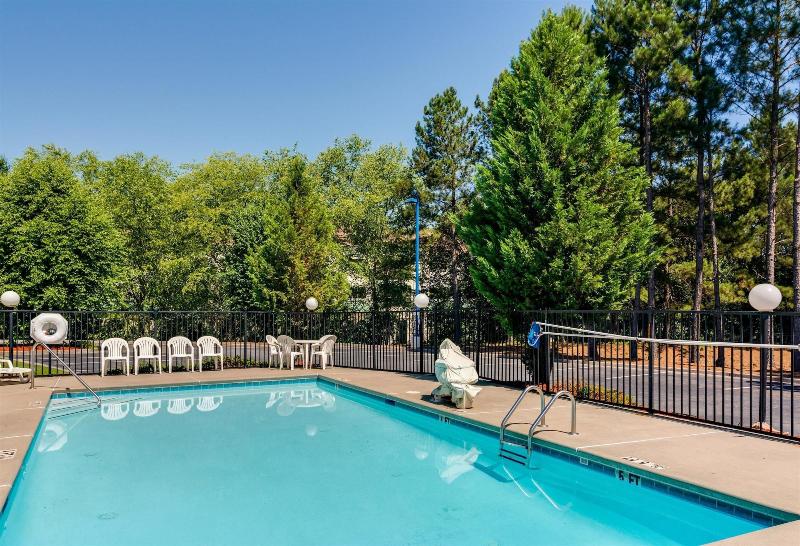 Motel Ramada By Wyndham Lithia Springs Atlanta