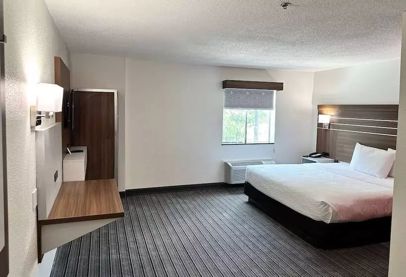 מוטל Ramada By Wyndham Lithia Springs Atlanta
