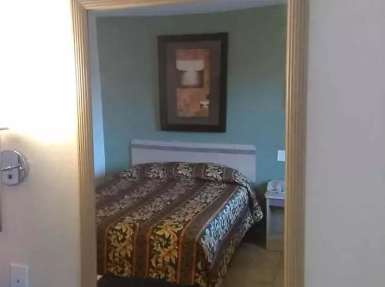 모텔 Red Carpet Inn Louisville North Jeffersonville In