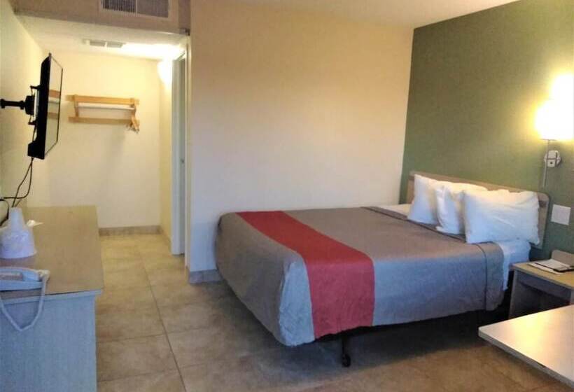 מוטל Red Carpet Inn Louisville North Jeffersonville In