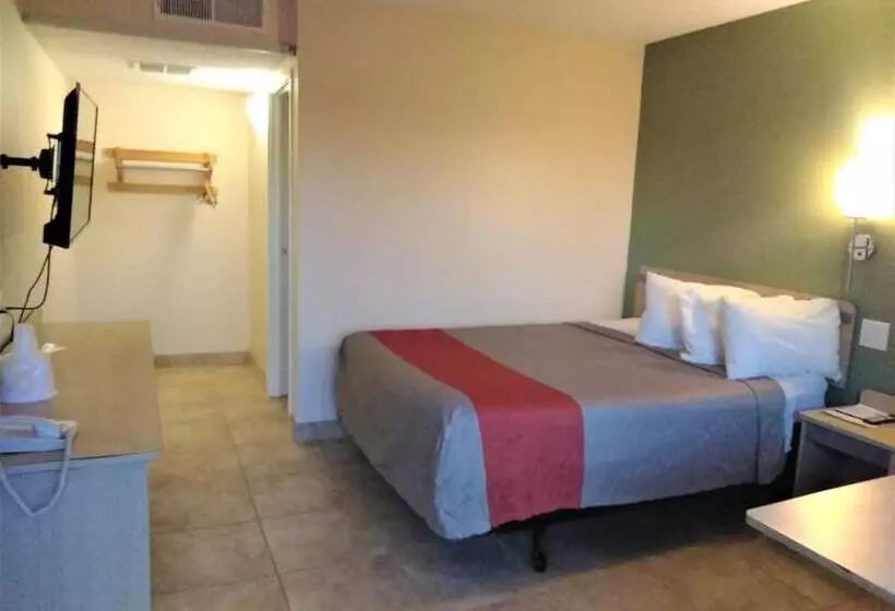 모텔 Red Carpet Inn Louisville North Jeffersonville In