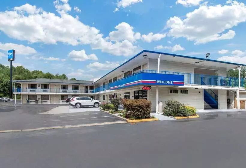 Motel Rodeway Inn Winston Salem Route 52