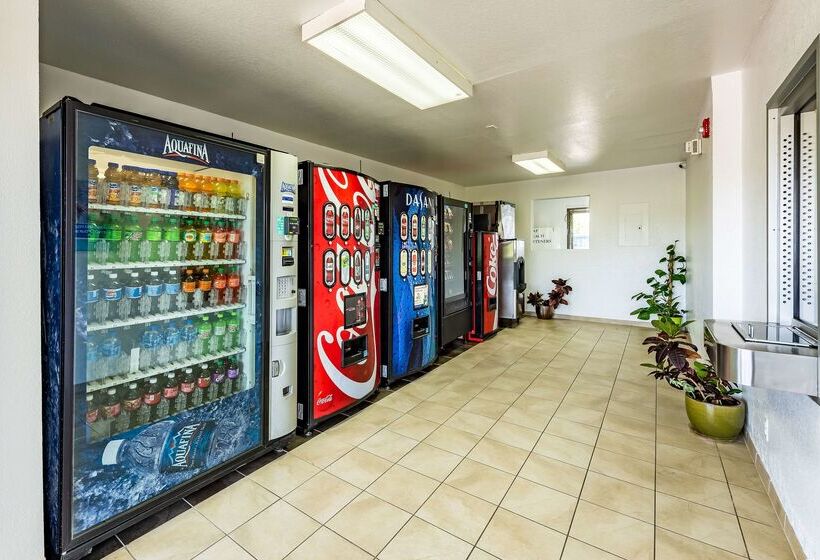 モーテル Studio 6 Monroe, La  Hwy 165