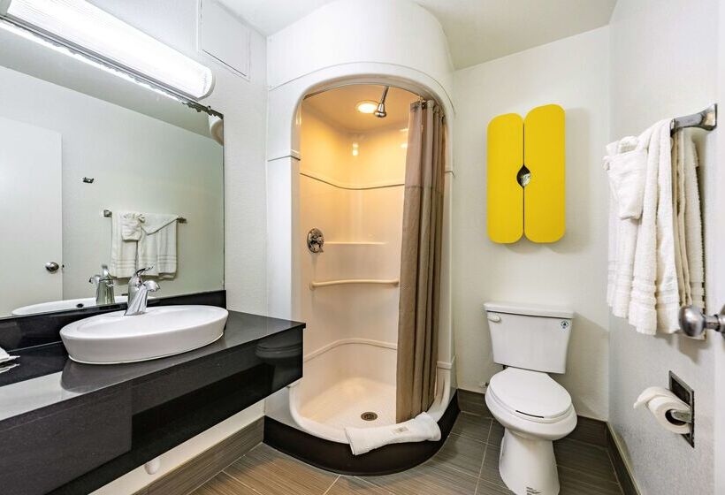 モーテル Studio 6 Monroe, La  Hwy 165