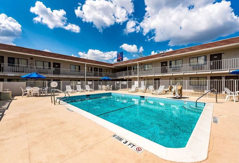 モーテル Studio 6 Monroe, La  Hwy 165