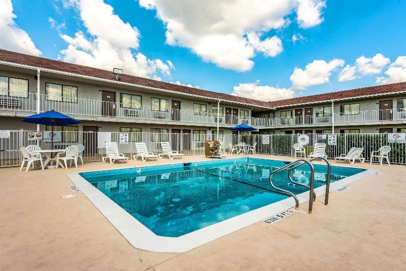 モーテル Studio 6 Monroe, La  Hwy 165