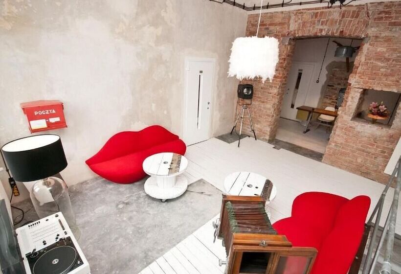 膳宿费 Lofthotel Sen Pszczoły