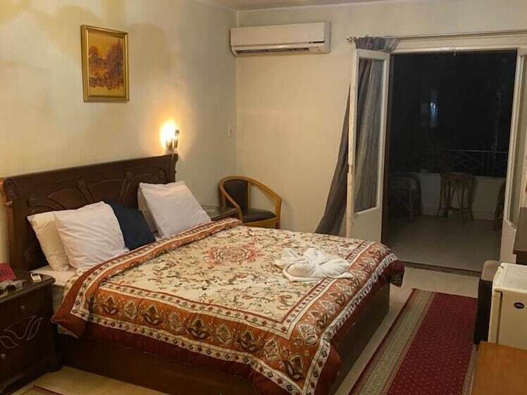 Rose Hotel Cairo