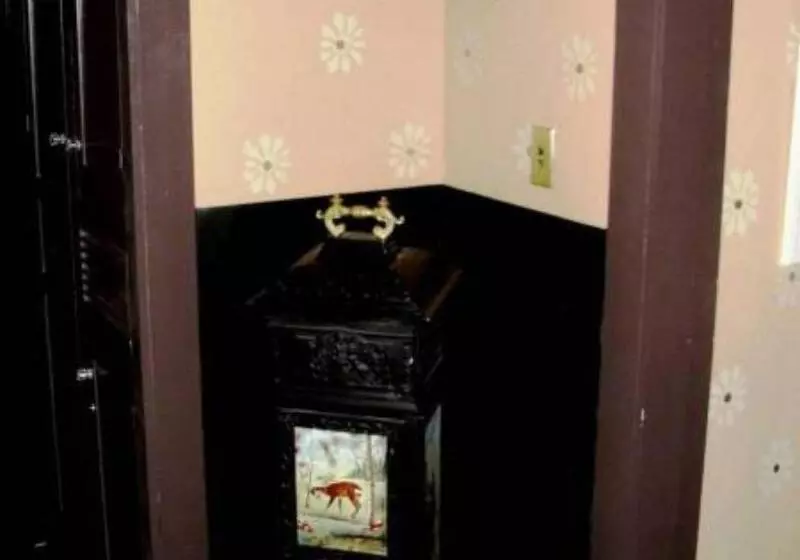 Alaska Heritage House Bed And Breakfast