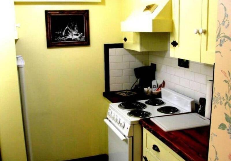 Alaska Heritage House Bed And Breakfast