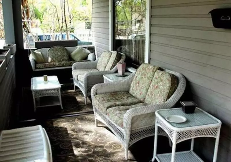 Alaska Heritage House Bed And Breakfast