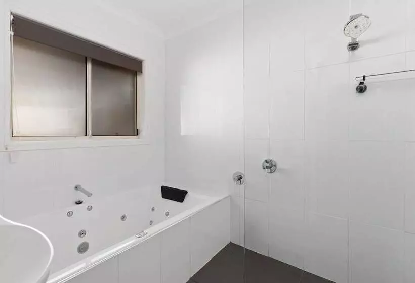 Apartments On Tolmie