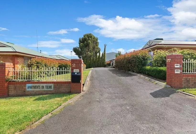Apartments On Tolmie