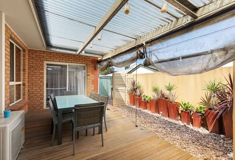 Apartments On Tolmie