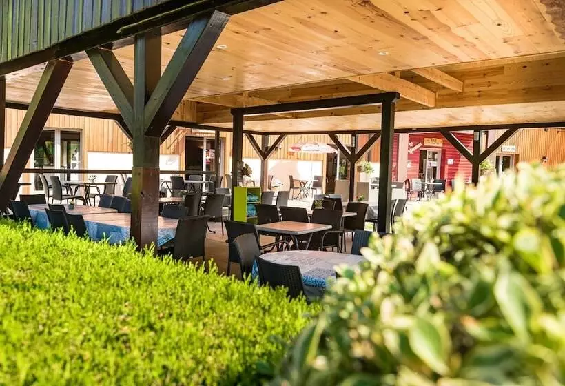 Chalets De La Wormsa