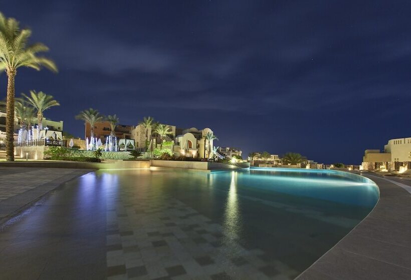 Azzurra Sahl Hasheesh