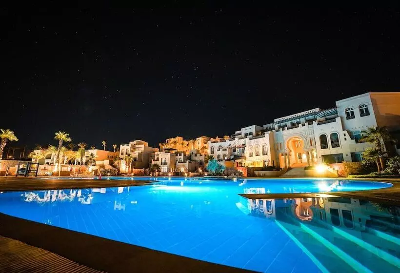 Azzurra Sahl Hasheesh