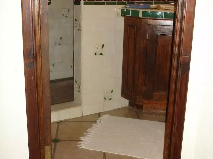 مبيت وإفطار Casa Tres Leones