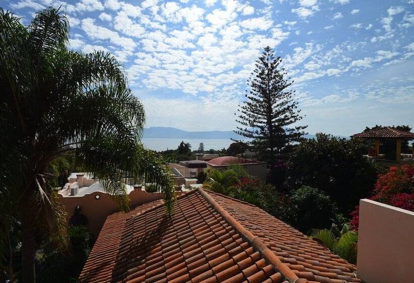 Bed and Breakfast Casa Tres Leones