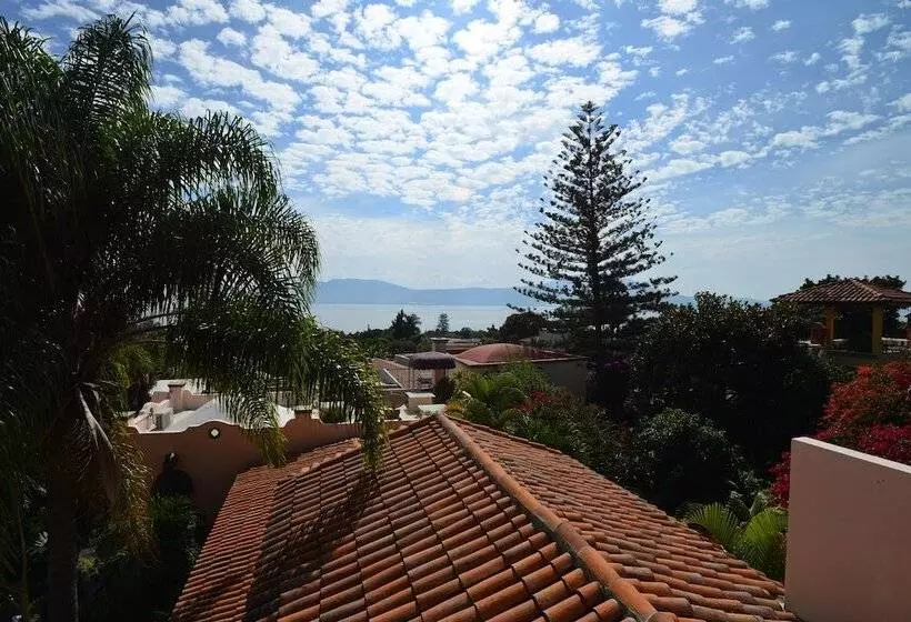 مبيت وإفطار Casa Tres Leones