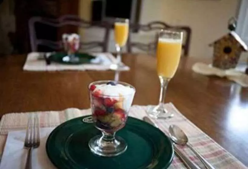 ベッドアンドブレックファースト Green Tree Inn