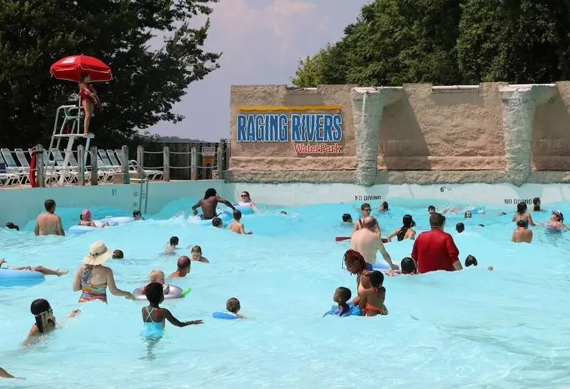 ベッドアンドブレックファースト Green Tree Inn