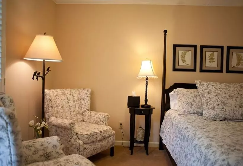 ベッドアンドブレックファースト Green Tree Inn