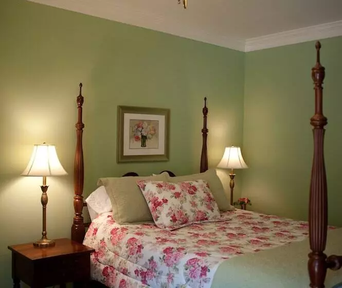 ベッドアンドブレックファースト Green Tree Inn