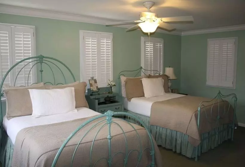 ベッドアンドブレックファースト Green Tree Inn