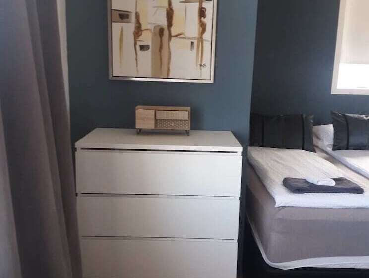 تختخواب و صبحانه Nupan Deluxe