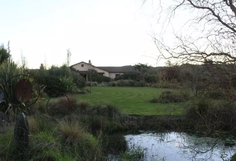 住宿加早餐 The Summit Lodge