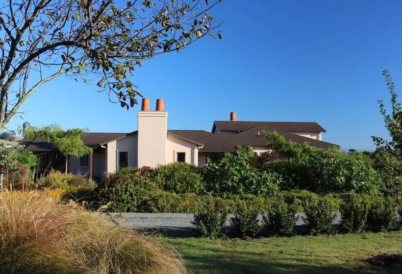 住宿加早餐 The Summit Lodge