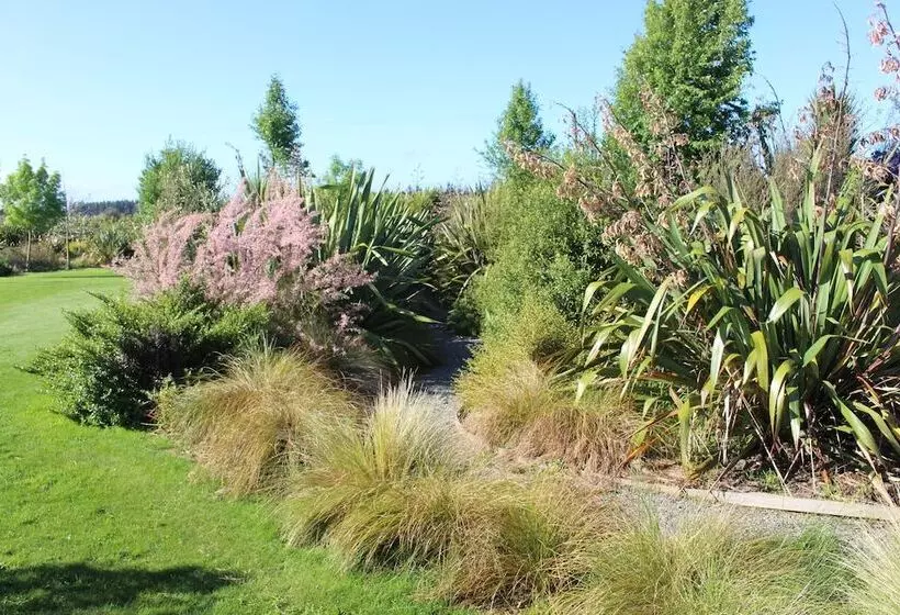 住宿加早餐 The Summit Lodge