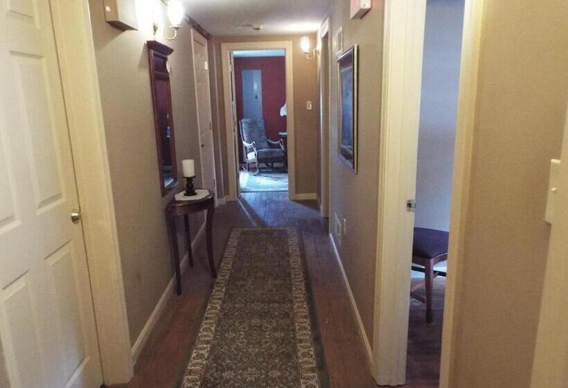 ベッドアンドブレックファースト The Tillie Pierce House Inn