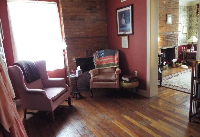 ベッドアンドブレックファースト The Tillie Pierce House Inn