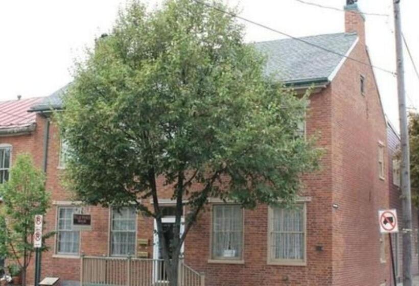 ベッドアンドブレックファースト The Tillie Pierce House Inn