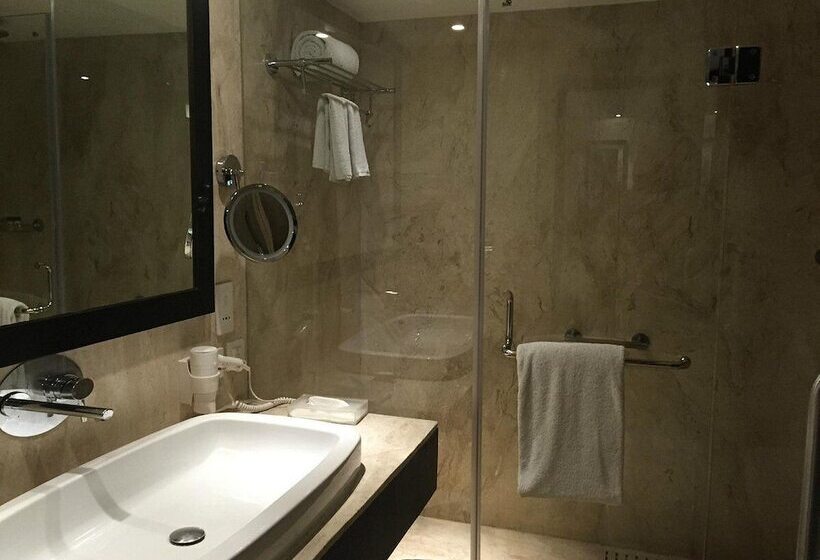 Fortune District Centre, Ghaziabad   Member Itc Hotels  Group