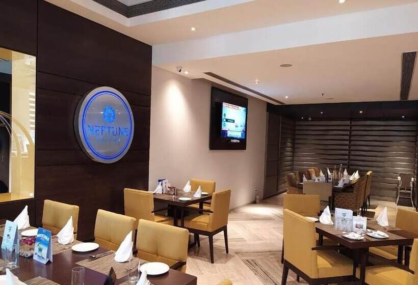 Fortune District Centre, Ghaziabad   Member Itc Hotels  Group