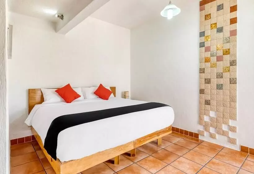 Отель Arana Tonalá