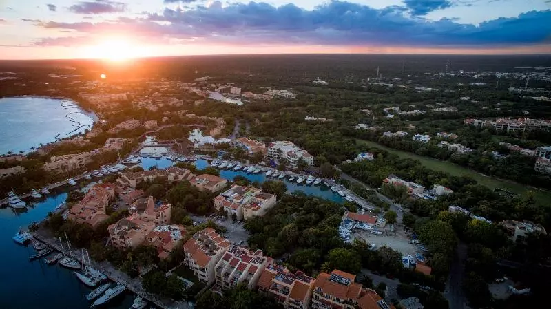 בית מלון כפרי Aventuras Club