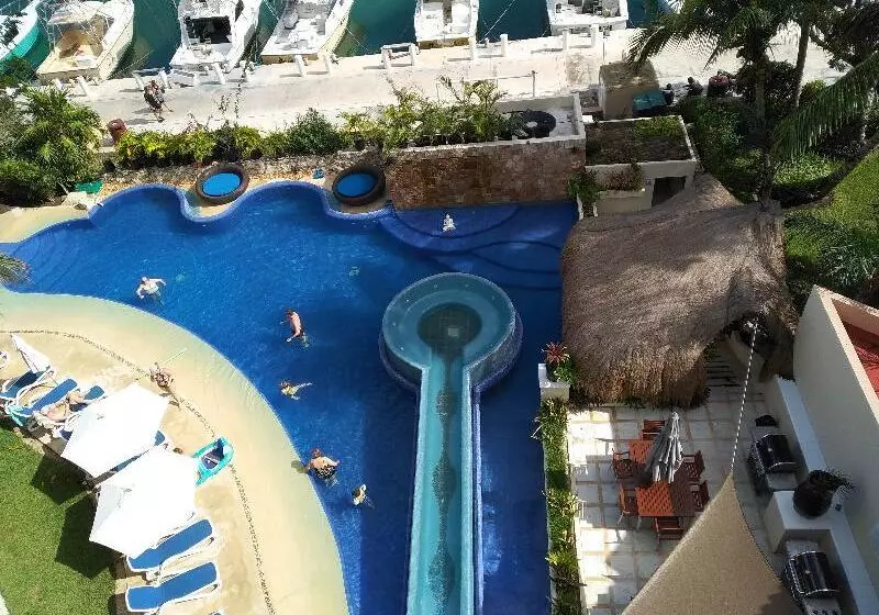 בית מלון כפרי Aventuras Club