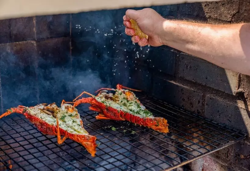 בית מלון כפרי Birkenhead House