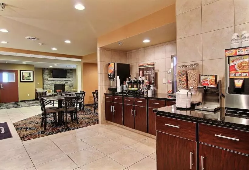 酒店 Amerivu Inn And Suites Crookston