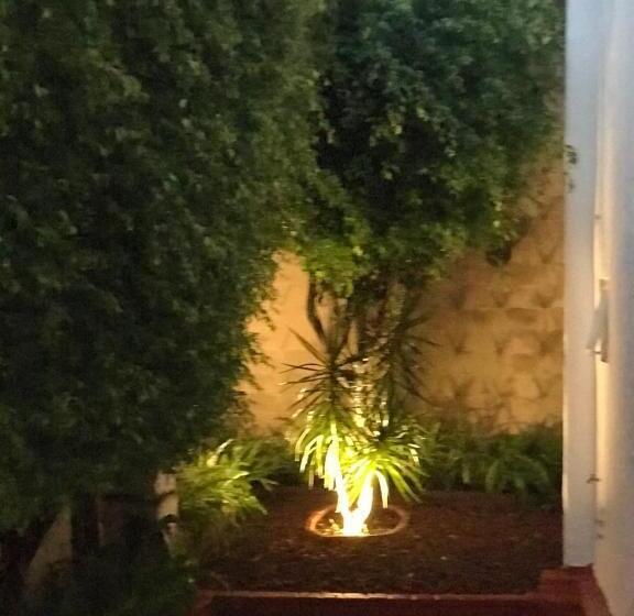 בית מלון כפרי Emperador Centro Guadalajara Y Remodelado