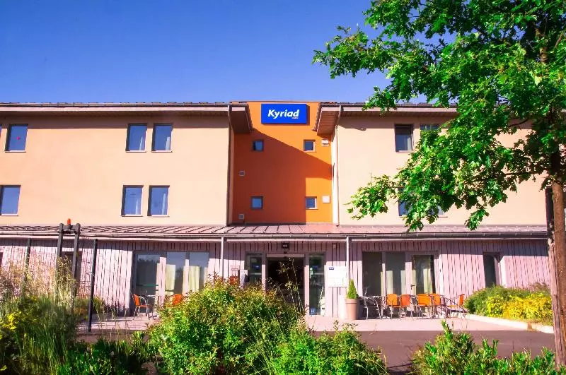 Отель Kyriad Saint Chely D Apcher  Aire De La Lozere