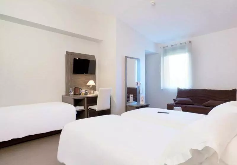 Отель Kyriad Saint Chely D Apcher  Aire De La Lozere