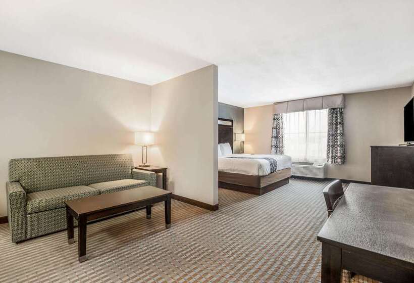 Отель La Quinta Inn & Suites Casino And Bar By Wyndham Glendive