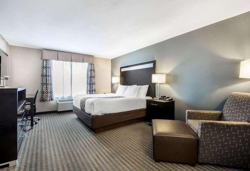 Отель La Quinta Inn & Suites Casino And Bar By Wyndham Glendive